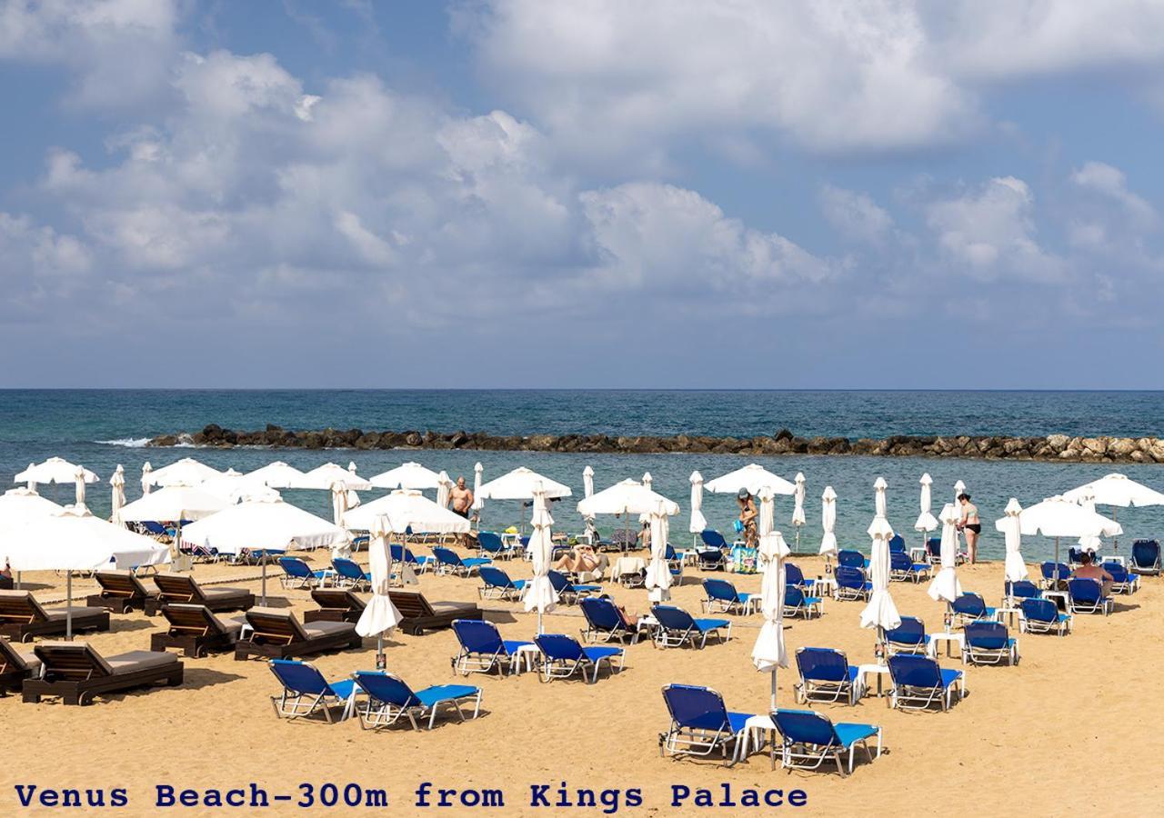 105 Kings Palace - Fabulous 2 Bed, 2 Bath, Large Patio With Garden - Sea Views Paphos Bagian luar foto